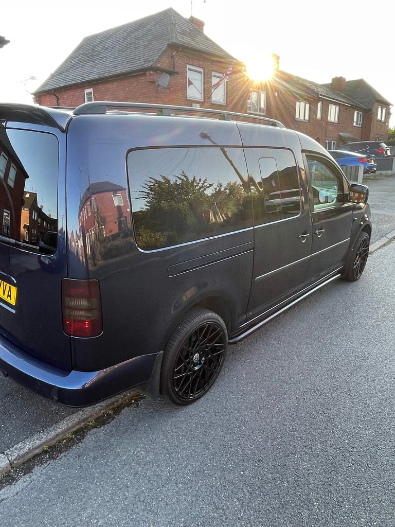 Volkswagen, CADDY MAXI LIFE, MPV, 2011, Semi-Auto, 1598 (cc), 5 doors