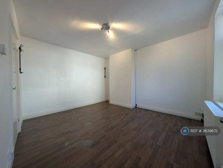 2 bedroom house in Raby Street, Leeds, LS7 (2 bed) (#2639672)