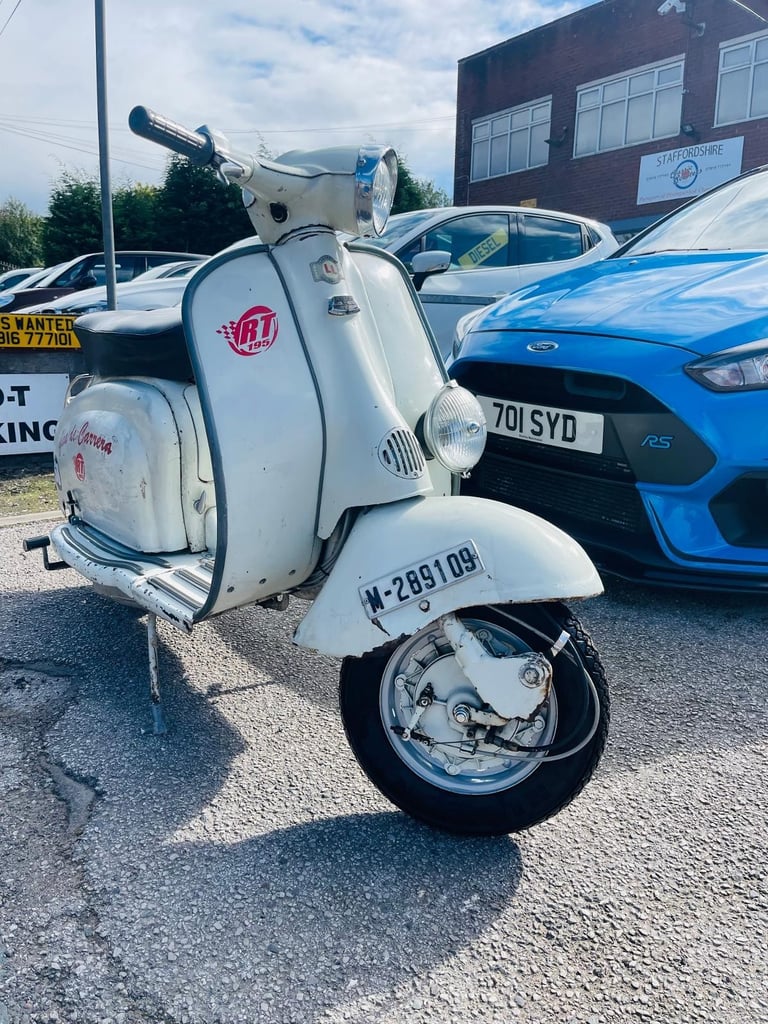Lambretta Li 150 Spanish scooter  196 RT , 5-SPEED ORIGINAL PAINT 