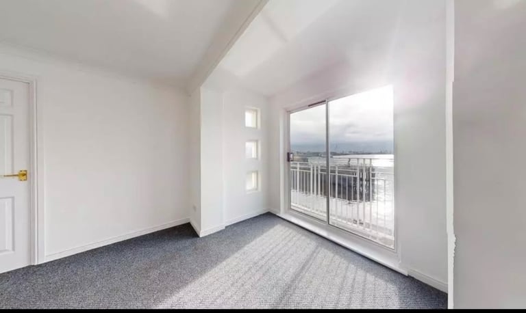 2 bed river flat for rent 