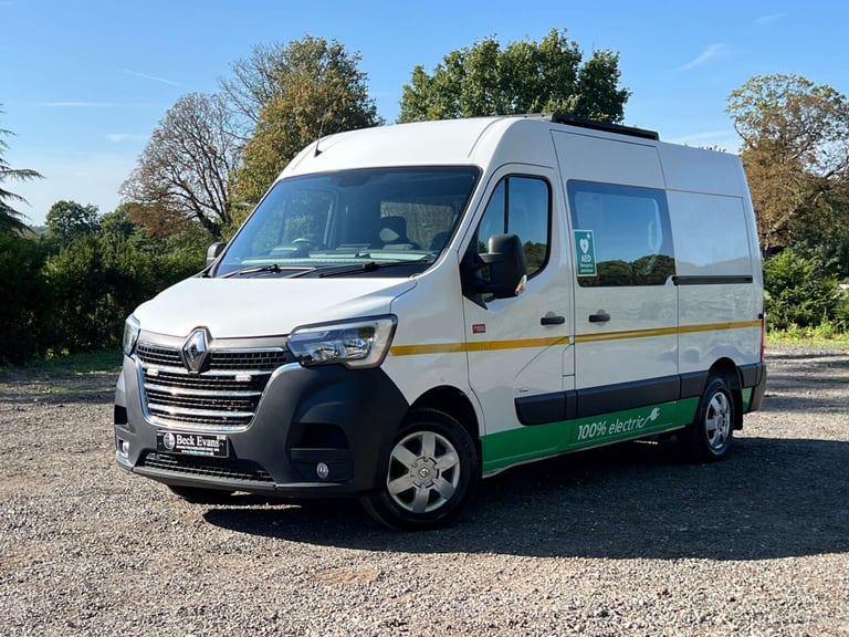 image for 2021 Renault Master Master 31 MWB ZE Welfare Van Welfare Electric Automatic