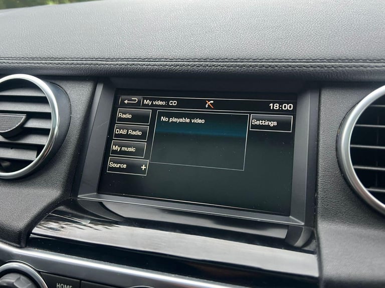LAND ROVER DISCOVERY 4 3.0 SD V6 HSE 2015