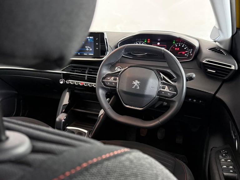 2021 Peugeot 208 1.2 PureTech Active Premium Euro 6 (s/s) 5dr HATCHBACK Petrol Manual