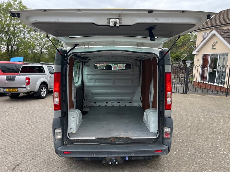 2010 Renault Trafic SL29dCi 115 [Sat Nav] Van PANEL VAN Diesel Manual