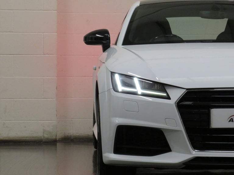 AUDI TT 2.0 TDI ultra S line 2015