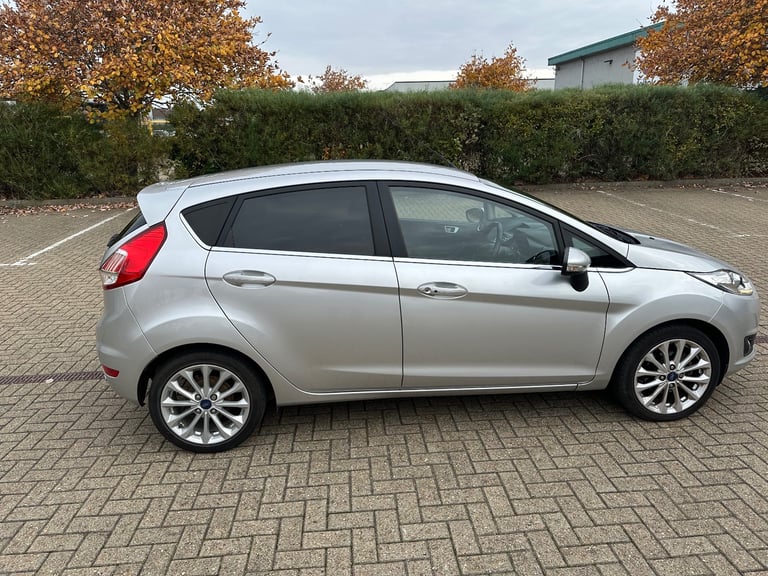 Ford, FIESTA, Hatchback, 2016, Manual, 998 (cc), 5 doors