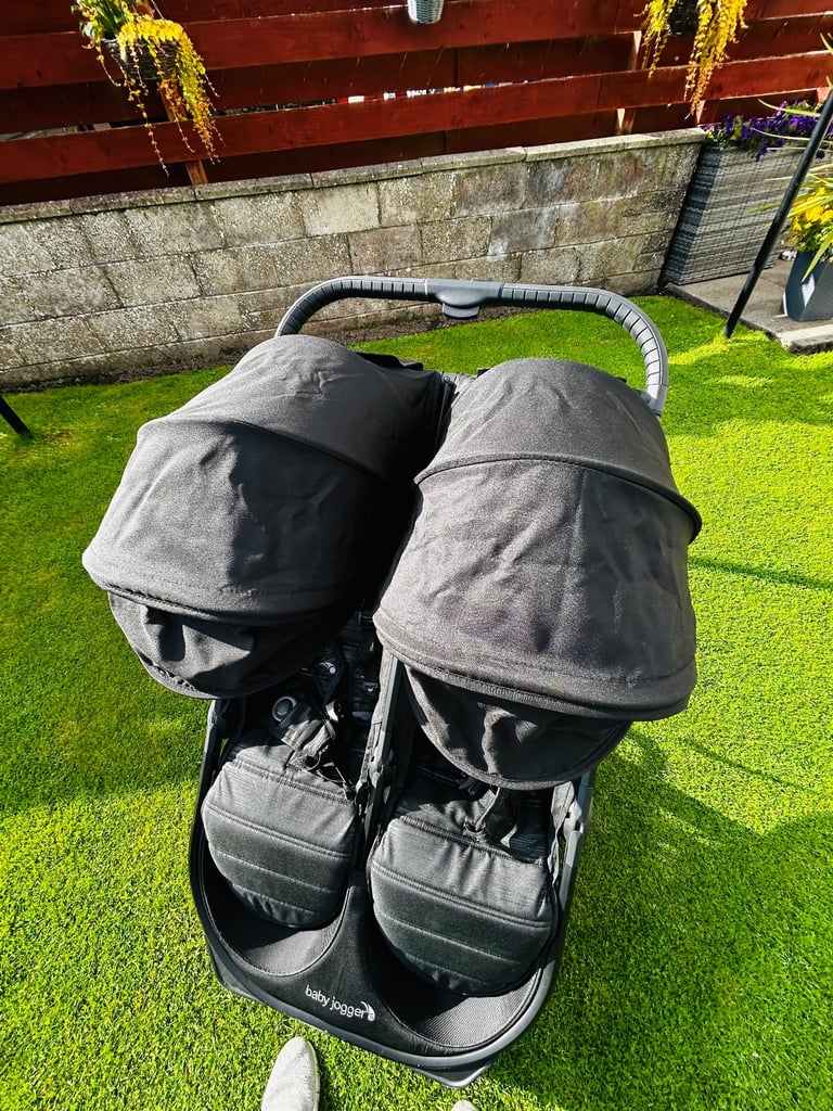 Baby Jogger - City Tour 2 Double - Pitch Black 