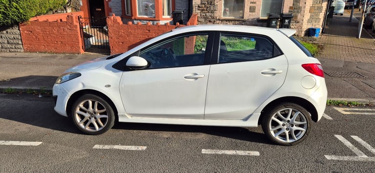 Mazda, 2, Hatchback, 2012, Manual, 1349 (cc), 5 doors