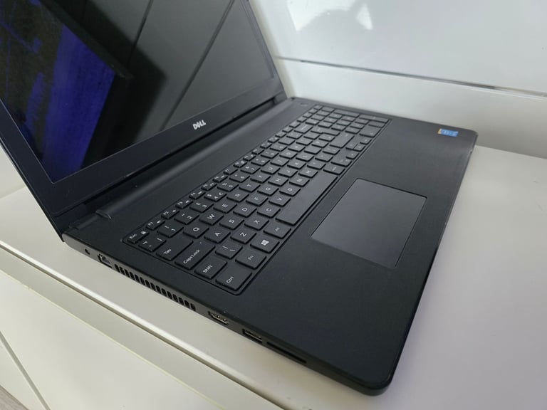 Dell Inspiron 3558 15inch laptop Intel i5, 8GB Ram 