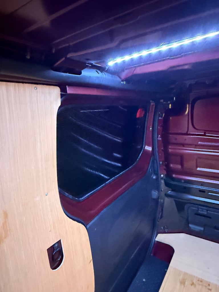 Renault Trucks Trafic , Exclusive Red edition Model 150 psi Automatic 