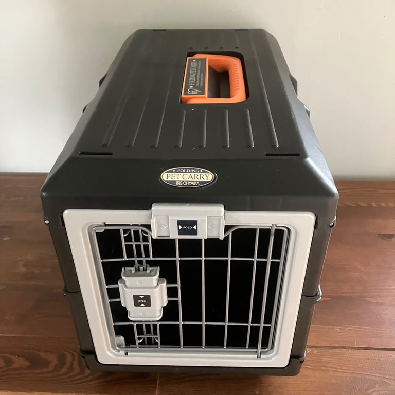 Iris Ohyama Foldable Cat/Dog/Pet Carrier – Up to 10kg, L55 x W32 x H36cm £55