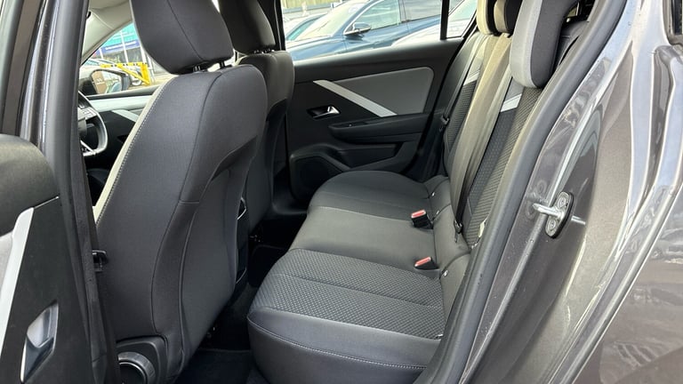 2022 Vauxhall Astra 1.2 Turbo Design 5dr HATCHBACK PETROL Manual