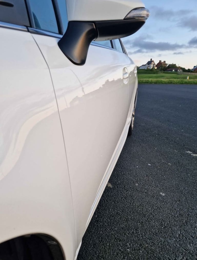 Toyota, AVENSIS, Estate, 2017, Manual, 1598 (cc), 5 doors