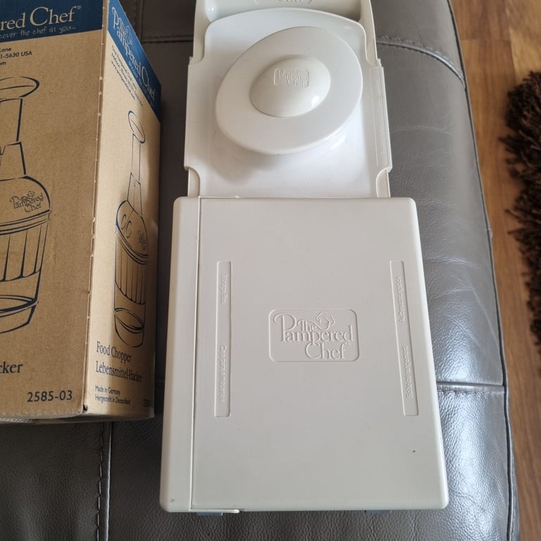 Pampered chef kitchen stuff