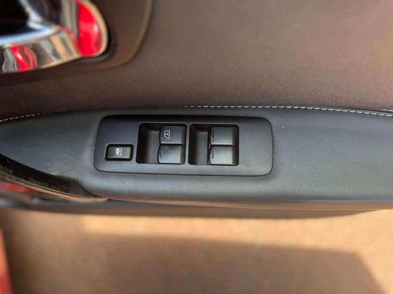 2013 Nissan Qashqai 1.6 Qashqai 360 CVT 5dr SUV Petrol Automatic