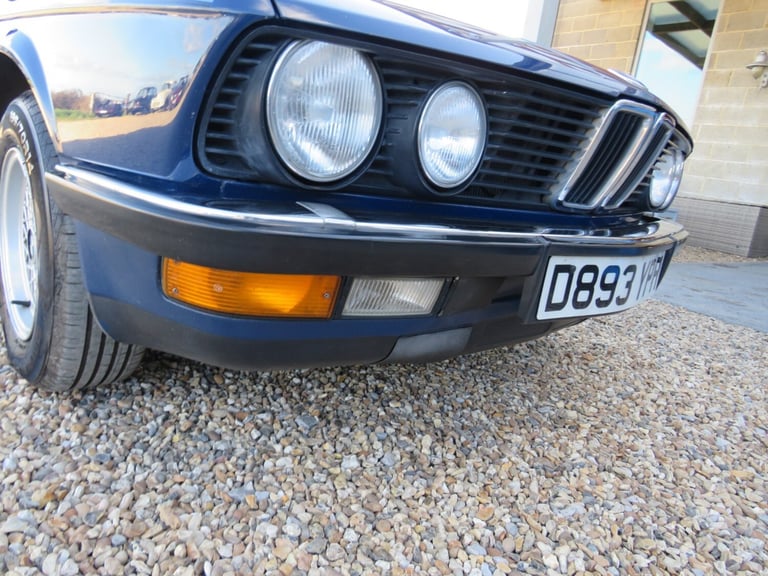 1987 BMW 5 Series 525E LUX 4 DOOR AUTO SALOON Petrol Automatic