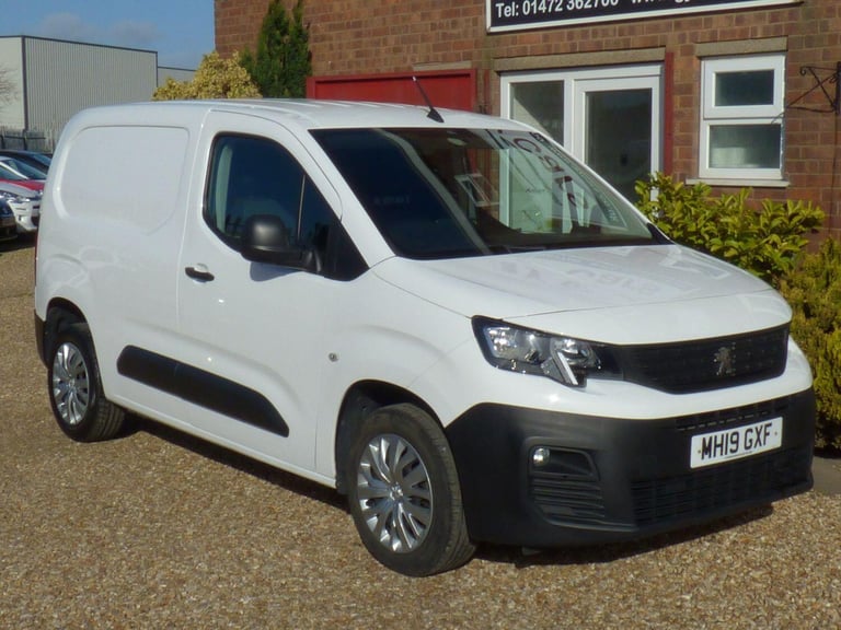 PEUGEOT PARTNER 1.5 BlueHDi 1000 Professional ** 3 SEAT ** 15 MONTHS WARRANTY