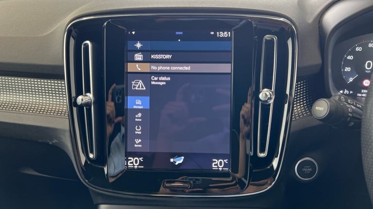 2021 Volvo XC40 Recharge R-Design, T5 plug-in hybrid (Power Tailgate, Sensus Navigation) Estate P...