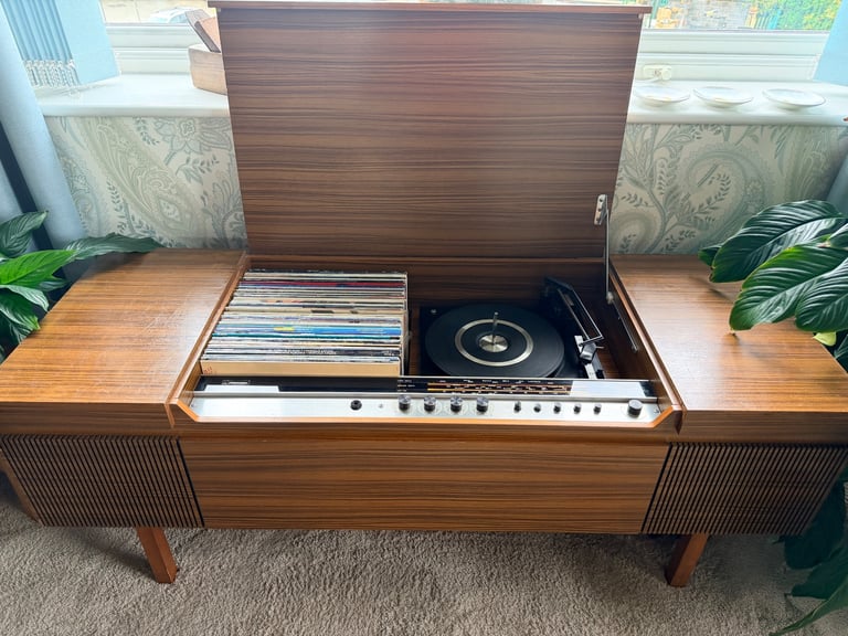 Ferguson Radiogram model 3366
