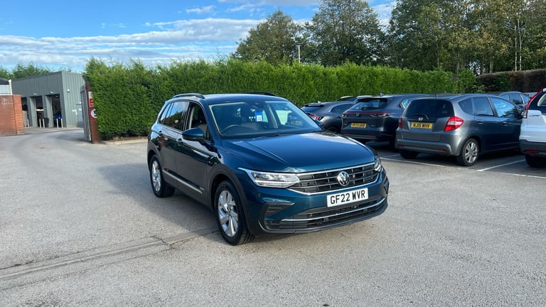 2022 Volkswagen Tiguan 2.0 TDI Life 5dr DSG Diesel Estate Estate Diesel Automatic