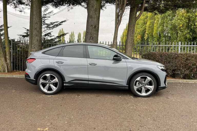 2025 Audi Q4 e-tron 150kW 40 63kWh Black Edition 5dr Auto SUV Electric Automatic