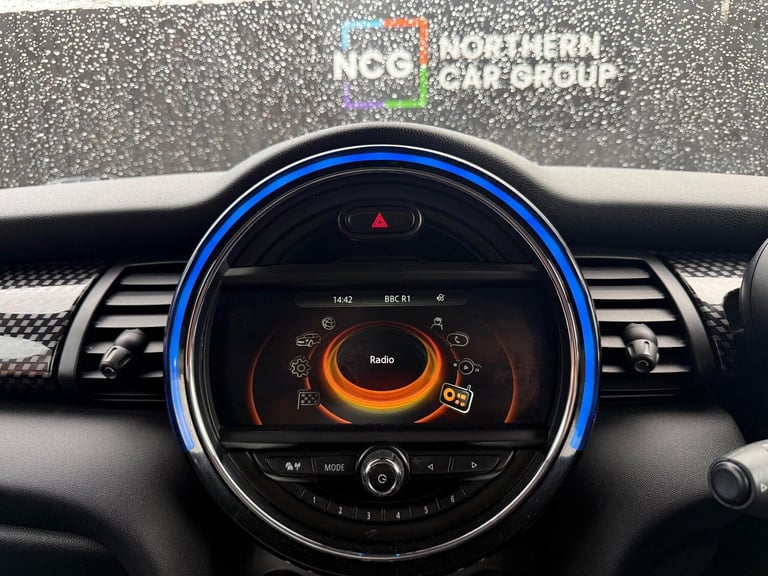 2016 MINI Hatch 2.0 Cooper SD Euro 6 (s/s) 5dr HATCHBACK Diesel Manual