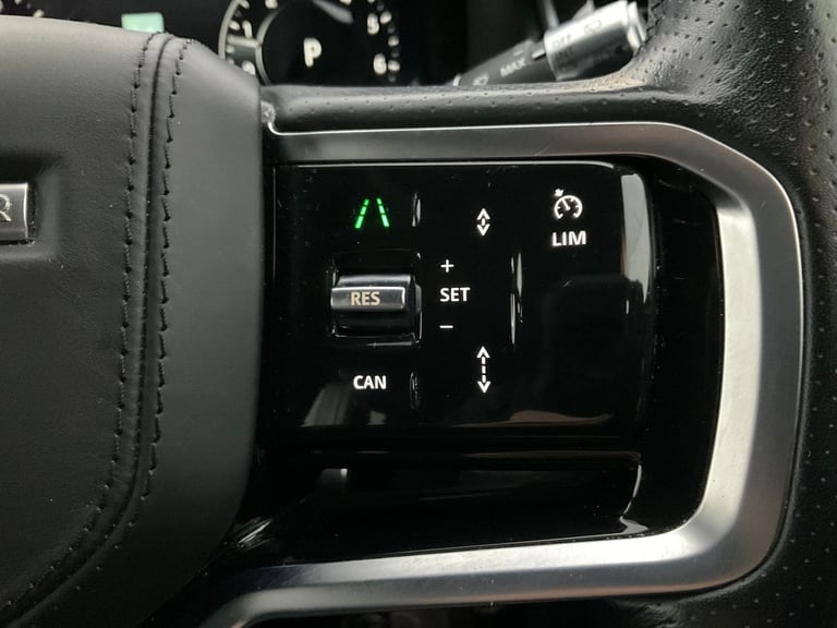 2022 Land Rover Range Rover Velar 2.0 P400e 17.1kWh R-Dynamic HSE SUV 5dr Petrol Plug-in Hybrid A...