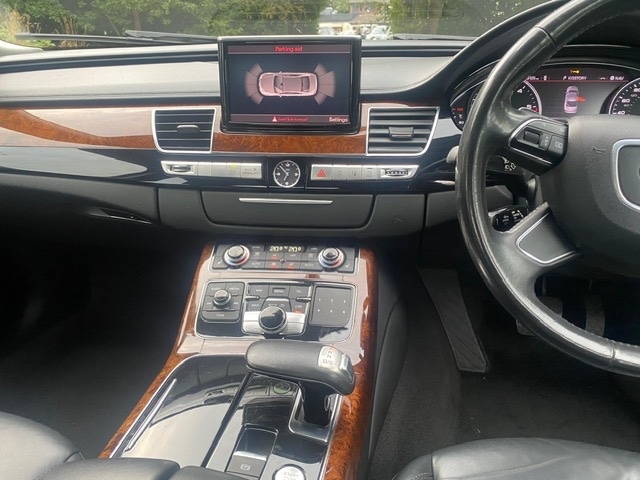 2011 Audi A8 3.0 TDI Quattro SE TIP Auto - 20'' ALLOY WHEELS - FULLY LOADED - 6 STAMPS SALOON Die...