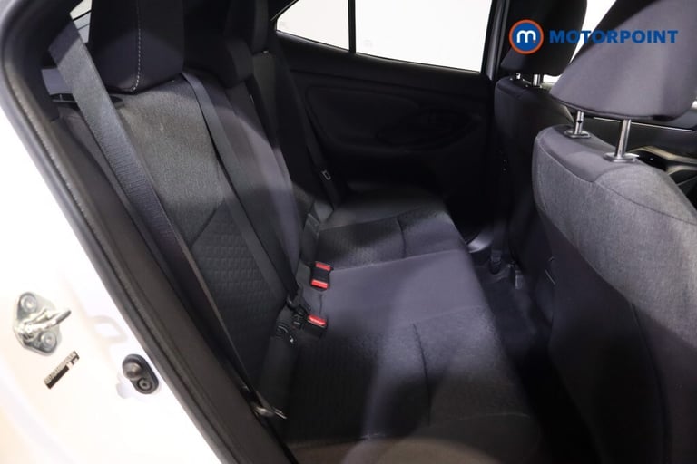 2022 Toyota Yaris Cross 1.5 Hybrid Design 5dr CVT Estate Hybrid Automatic