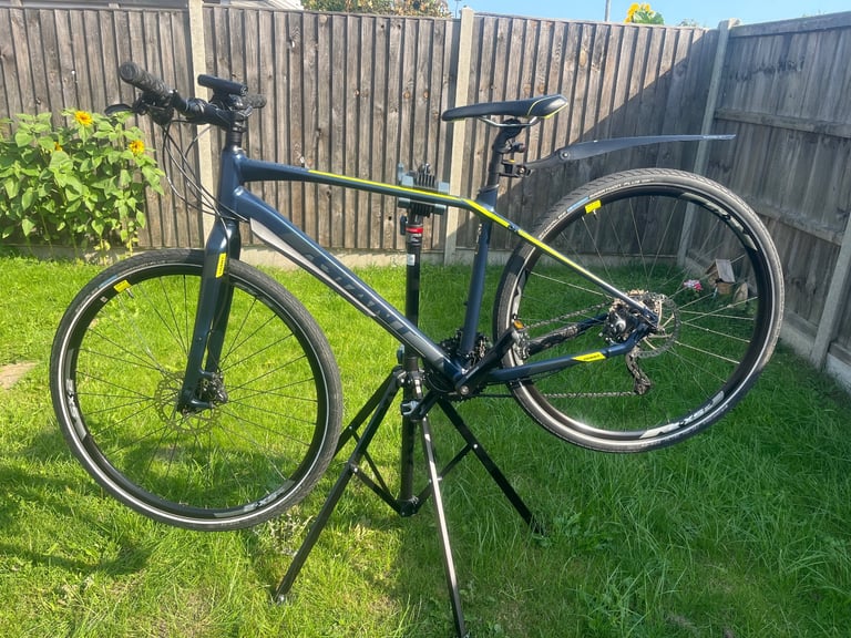 Giant Toughroad SLR Gravel Bike 