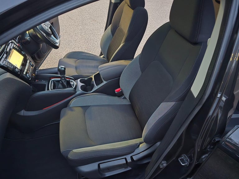 2018 Nissan Qashqai 1.5 dCi N-Connecta SUV 5dr Diesel Manual Euro 6 (s/s) (115 ps) HATCHBACK Dies...