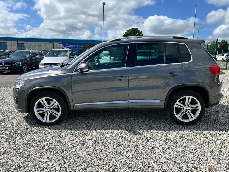 2015 Volkswagen Tiguan 2.0 TDI BlueMotion Tech R-Line Edition DSG 4WD Euro 6 (s/s) 5dr ESTATE Die...