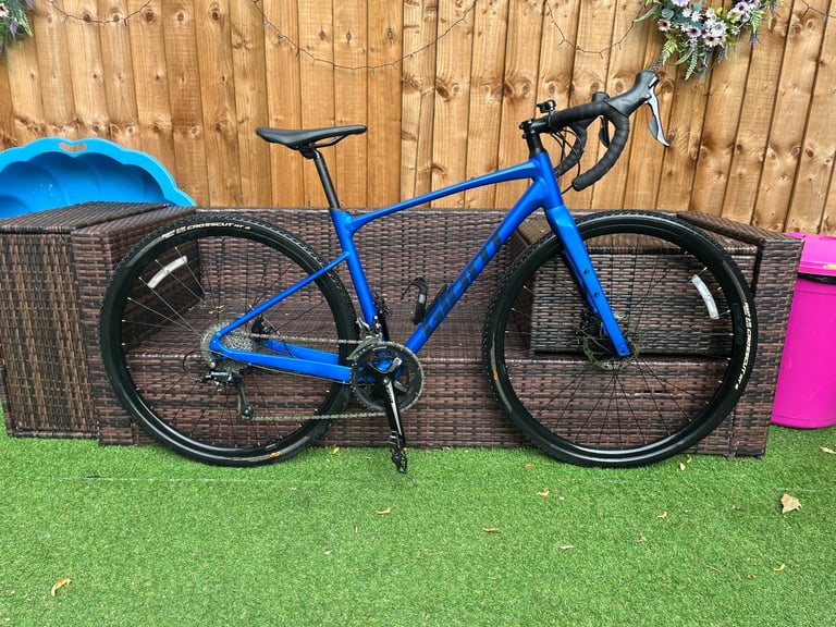 image for Giant revolt disc gravel road adventure bike. Trek pinnacle Whyte specialized Boardman 