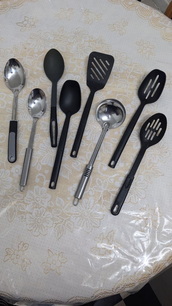 Kitchenware to give away