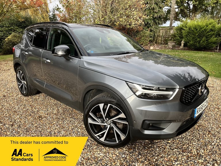 VOLVO XC40 2.0 R-Design Pro D4 AWD 2019