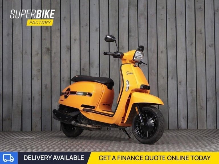 image for 2021 71 LAMBRETTA V125 SPECIAL