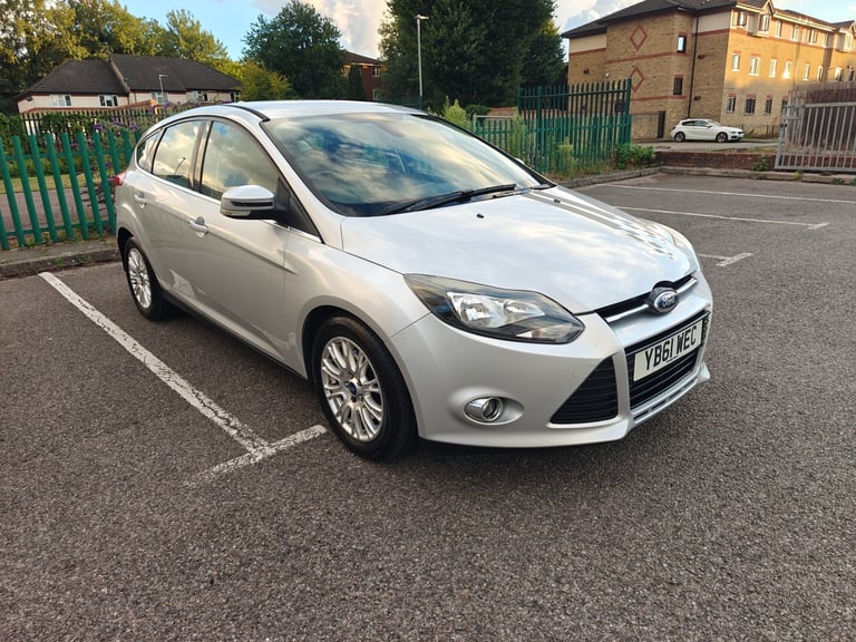 2012 Ford Focus 1.6 EcoBoost Titanium 5dr HATCHBACK Petrol Manual