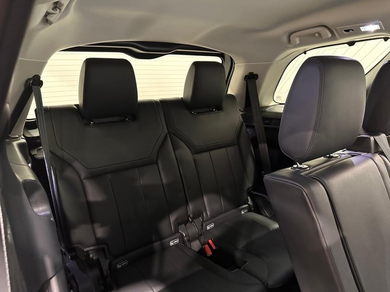 2020 Land Rover Discovery 3.0 SD V6 SE SUV 5dr Diesel Auto 4WD Euro 6 (s/s) (306 ps) ESTATE Diese...