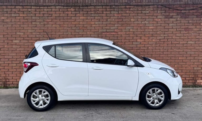 2017 Hyundai i10 1.0 SE 5dr HATCHBACK PETROL Manual