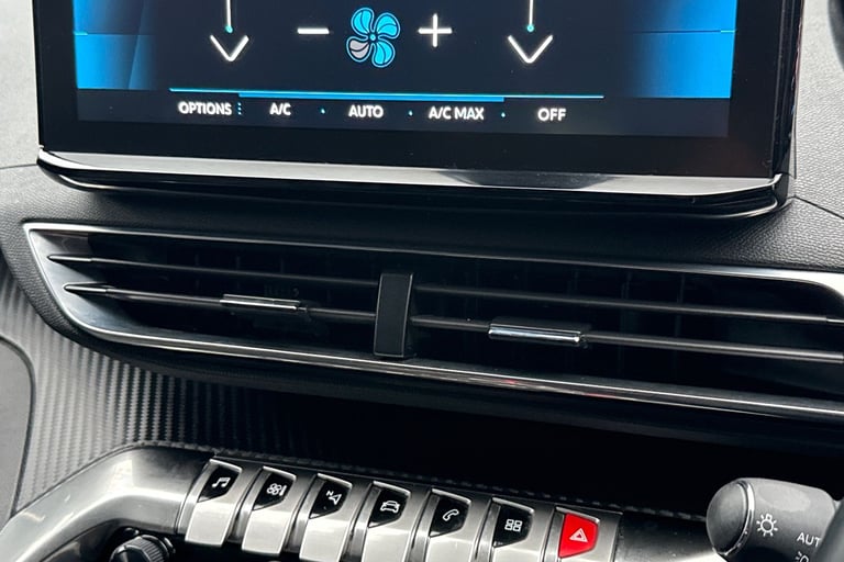 2021 Peugeot 3008 1.5 BlueHDi Allure EAT Euro 6 (s/s) 5dr SUV DIESEL Automatic