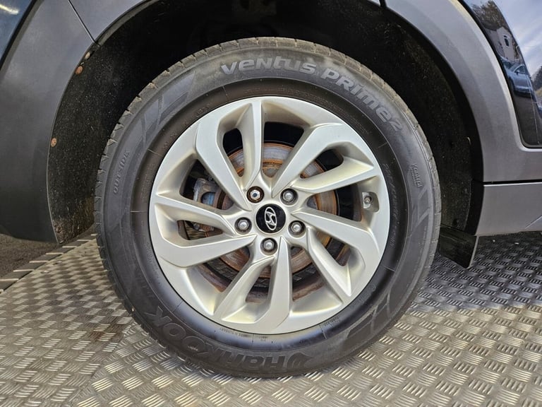 2017 Hyundai TUCSON 1.7 CRDi Blue Drive SE Nav 5dr 2WD DCT ESTATE DIESEL Automatic