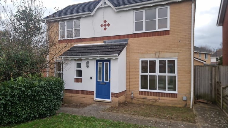 4 bedrooms house available to rent in Thamesmead, SE28