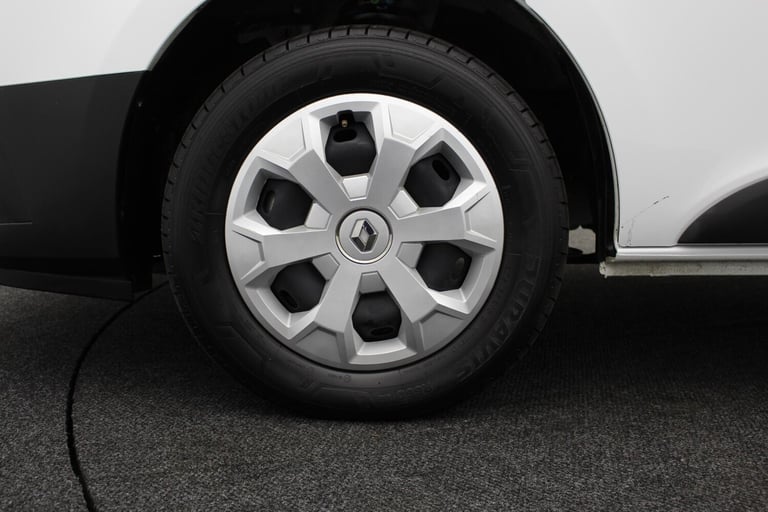 2024 Renault Trafic 2.0Dci Advance LL30 Blue Van Diesel Manual
