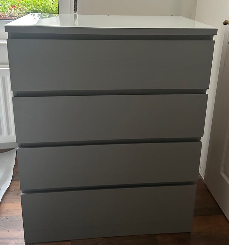 image for Chest of drawers 
