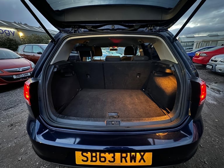 2014 Volkswagen Golf 1.6 TDI BlueMotion Euro 5 (s/s) 5dr HATCHBACK Diesel Manual