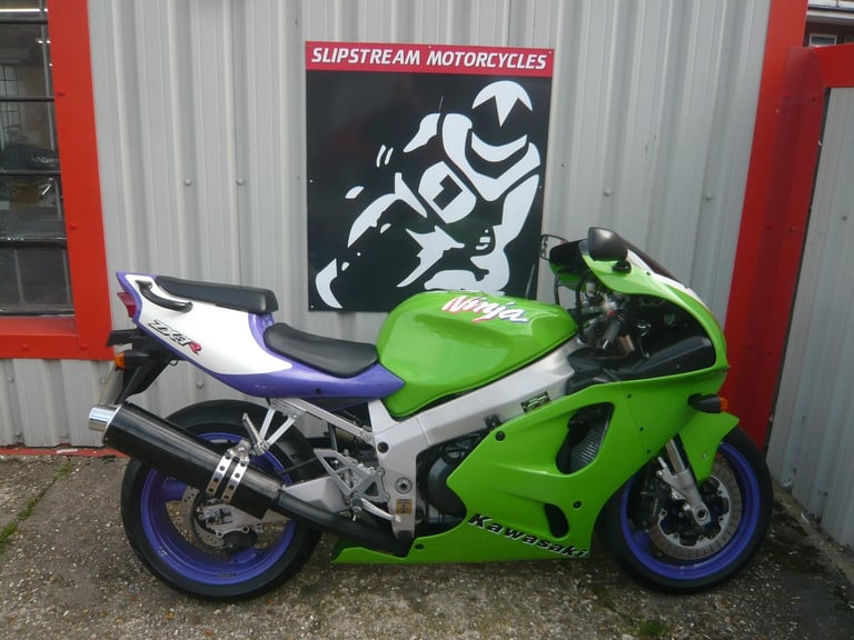 image for Kawasaki ZX 7 R NINJA ONLY 7K MILES FUTURE CLASSIC SPORTS BIKE RR GSXR CBR 750