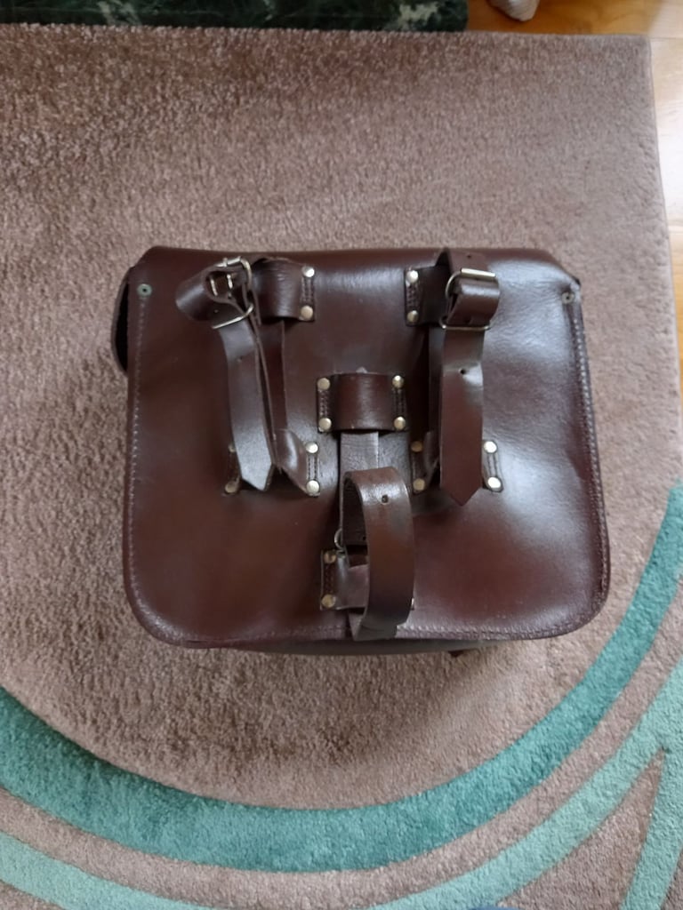 Leather bag 