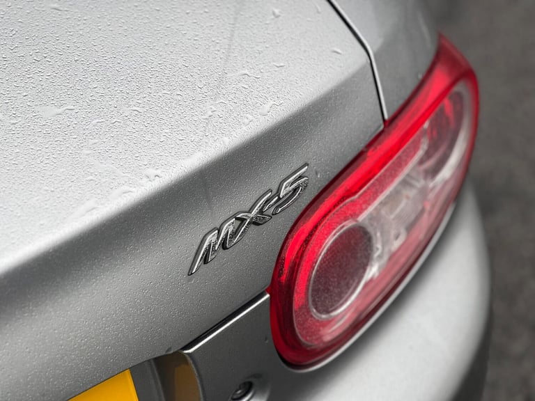 2010 Mazda MX-5 2.0i Sport Tech Euro 4 2dr CONVERTIBLE Petrol Manual