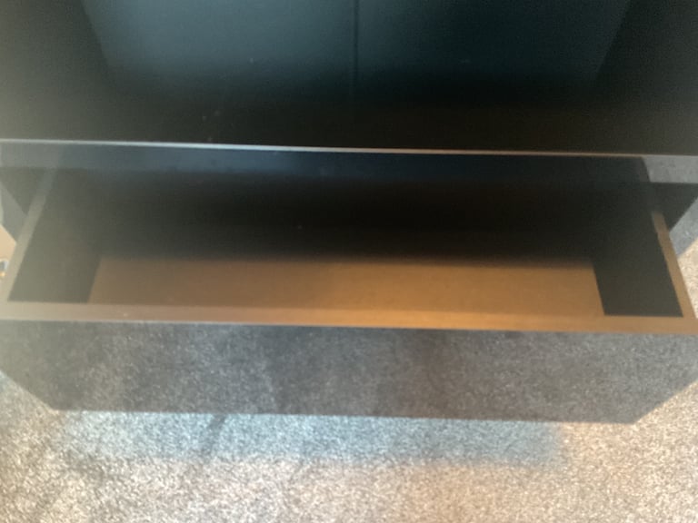 Black High Gloss Wall Unit 