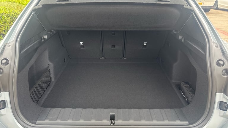 2025 BMW iX2 150kW eDrive20 Shadow Edition 65kWh 5dr Auto Electric Hatchback Hatchback Electric A...